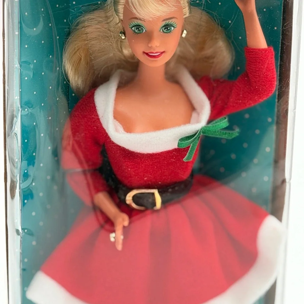 Mattel Holiday Hostess Barbie Special Edition 1992 Red Velvet Dress 10280 NIB